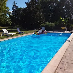 pis-en-lits.midi-pyreneeshotels.com/